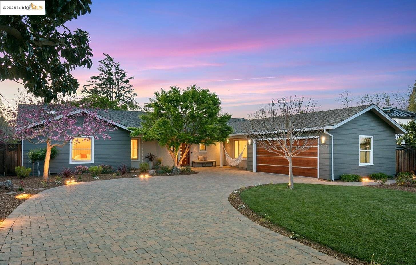Los Altos, CA 94022,343 Lunada CT
