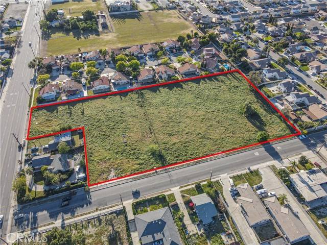 Fontana, CA 92336,7612 Mango AVE