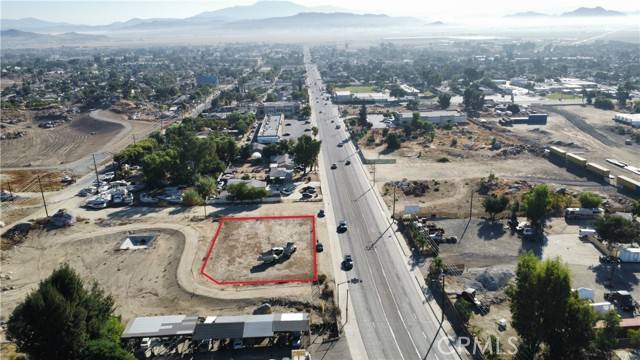 Perris, CA 92570,1 W 4th ST