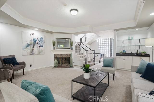 Redondo Beach, CA 90278,2006 Aviation WAY E
