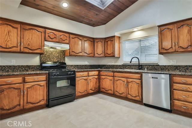 Port Hueneme, CA 93041,233 N 3rd ST
