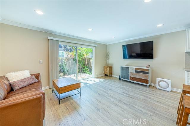 Montrose, CA 91020,2735 Piedmont AVE 3