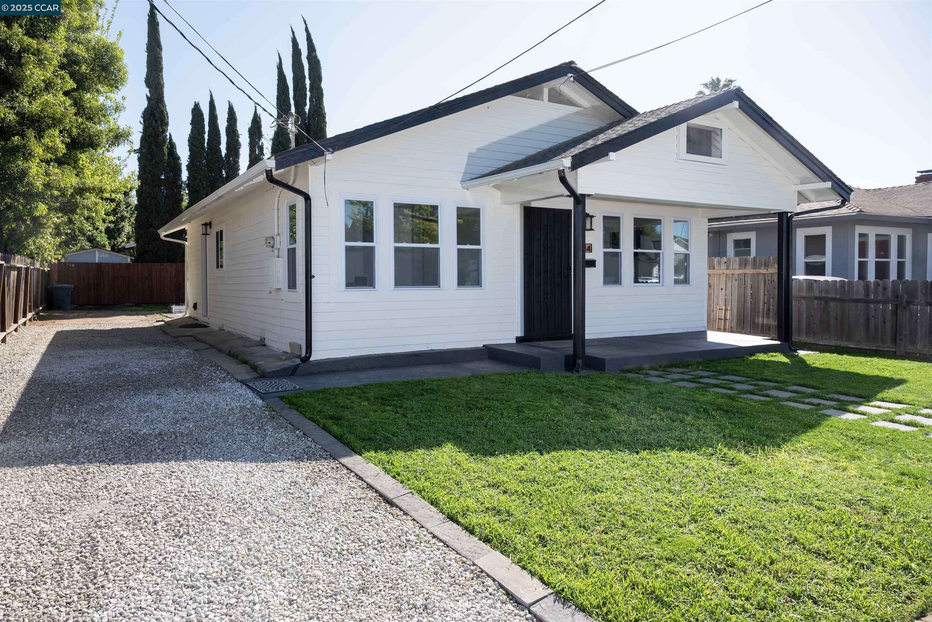Pittsburg, CA 94565,744 E 11Th St