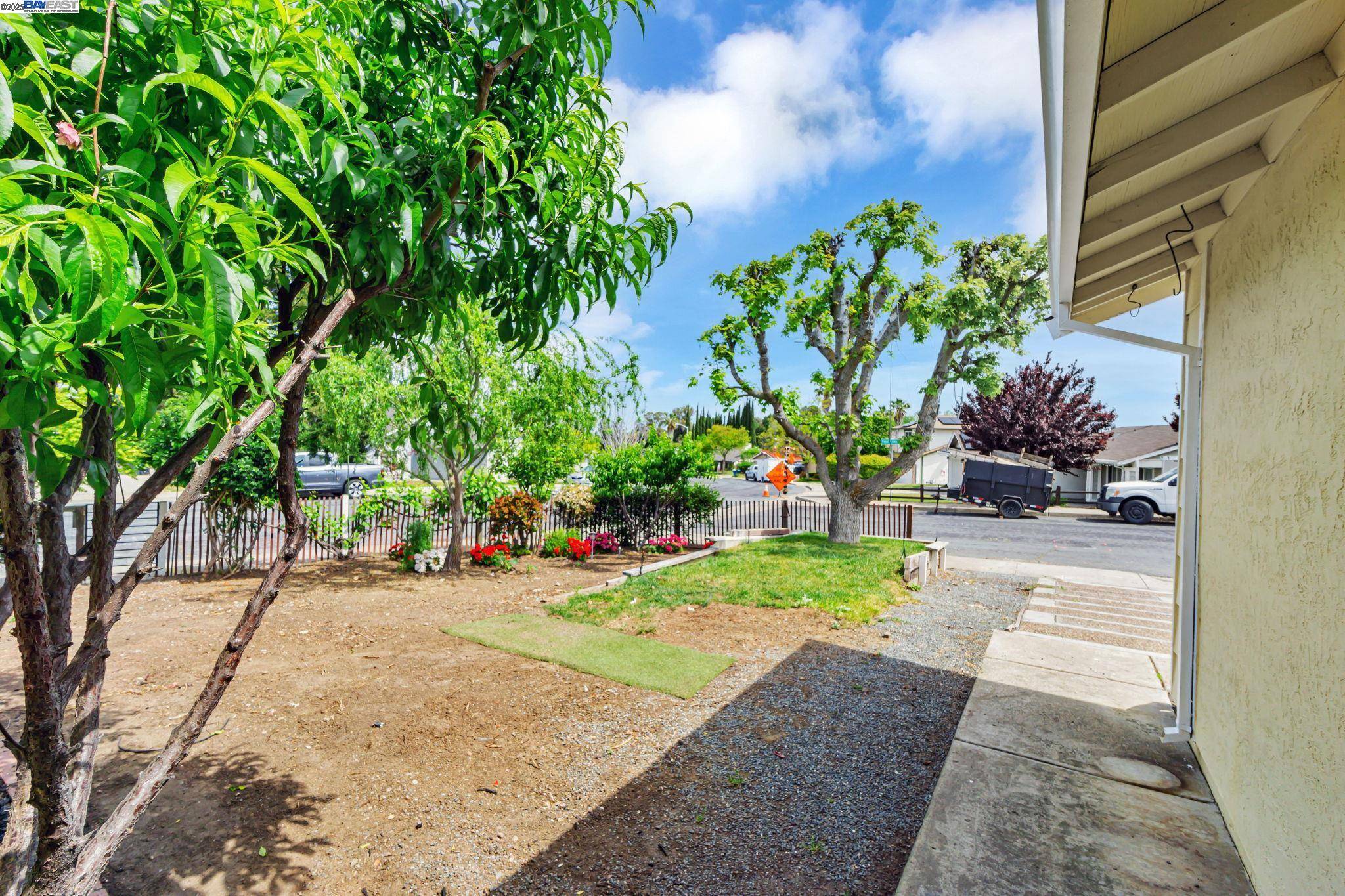 Antioch, CA 94509,4002 Royal Links Ct