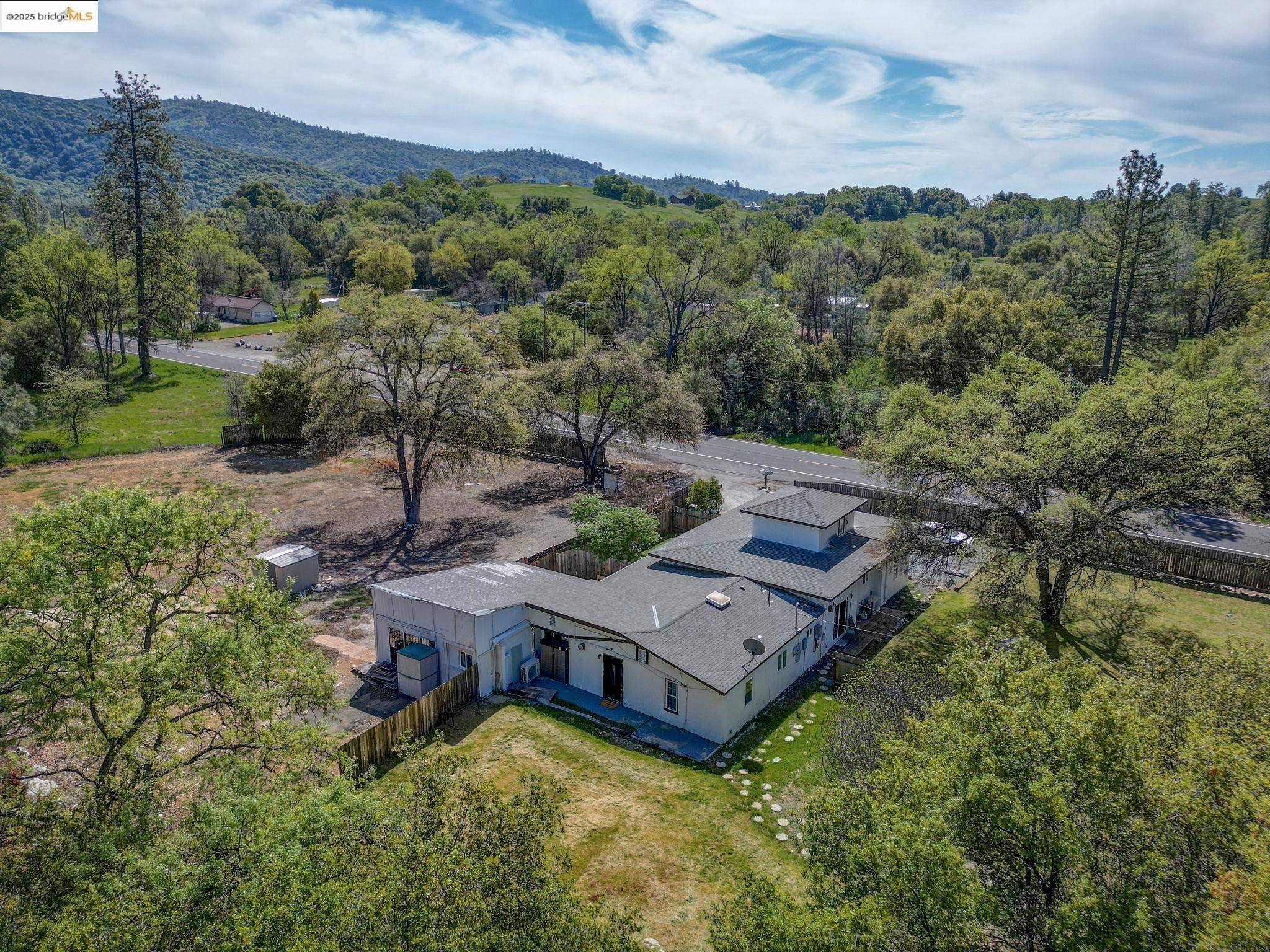 Columbia, CA 95310,11240 Highway 49