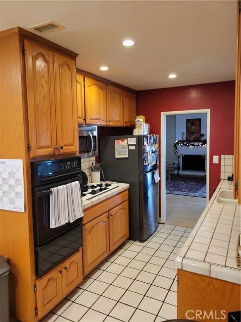 Chatsworth, CA 91311,9545 Delco AVE