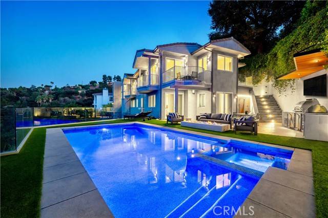 Los Angeles, CA 90068,3548 1/2 Multiview DR