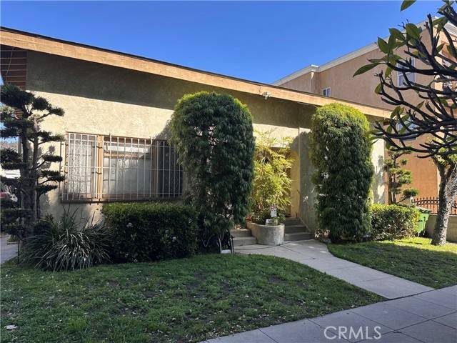 Los Angeles, CA 90029,1212 N Hoover ST