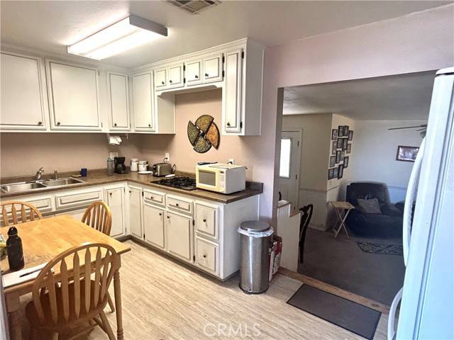 Yucaipa, CA 92399,11865 2nd ST