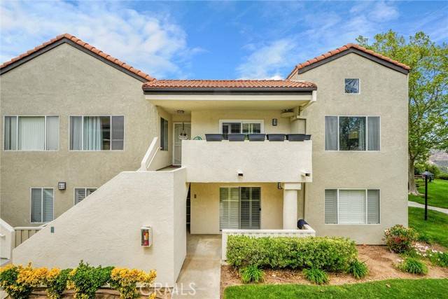 Newhall, CA 91321,21308 Eucalyptus WAY 202
