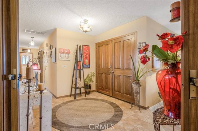 Santa Maria, CA 93454,734 Pioneer DR