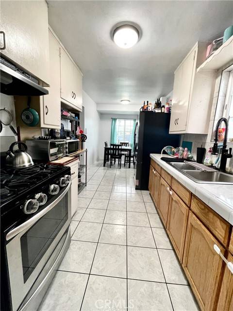 Wilmington, CA 90744,1218 W Don ST