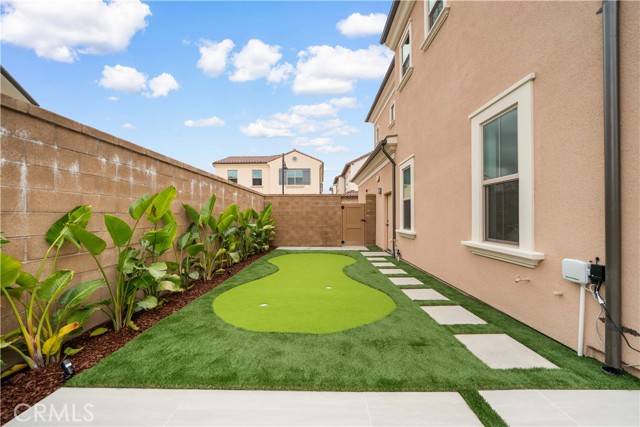Irvine, CA 92618,119 Rimstone