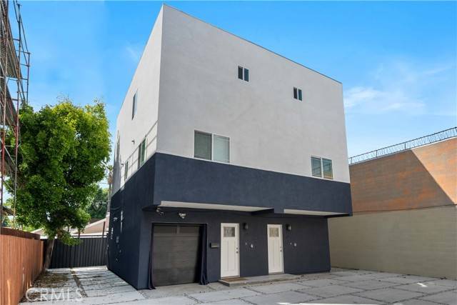 Los Angeles, CA 90011,3721 S San Pedro ST