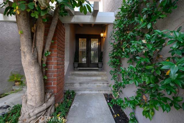 Anaheim Hills, CA 92807,6590 E Camino Vista 3