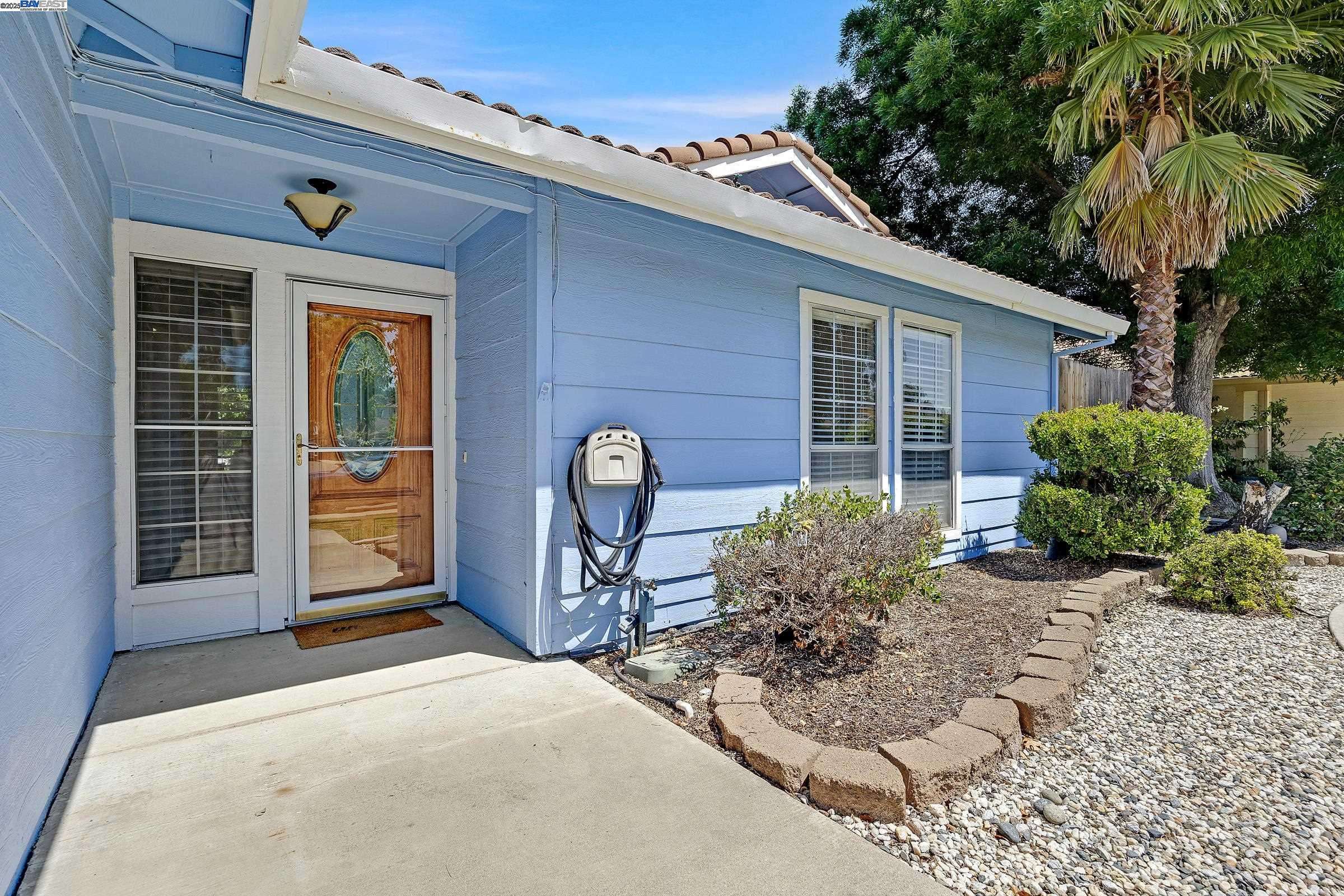 Tracy, CA 95376,85 Deerwood Ln