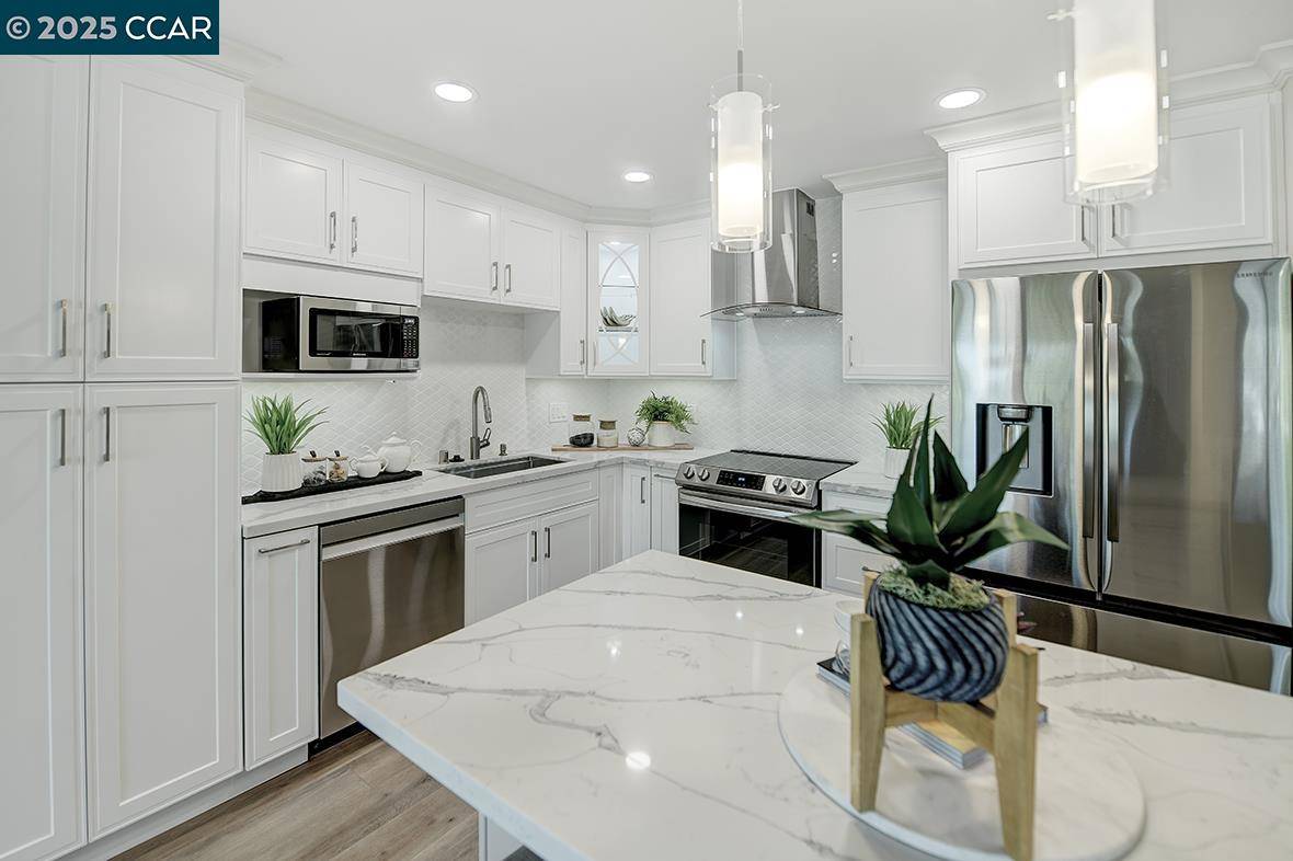 Walnut Creek, CA 94595,1459 Rockledge Ln 4