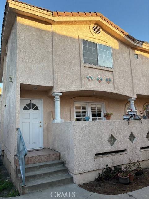 Paramount, CA 90723,15928 Hunsaker AVE 11