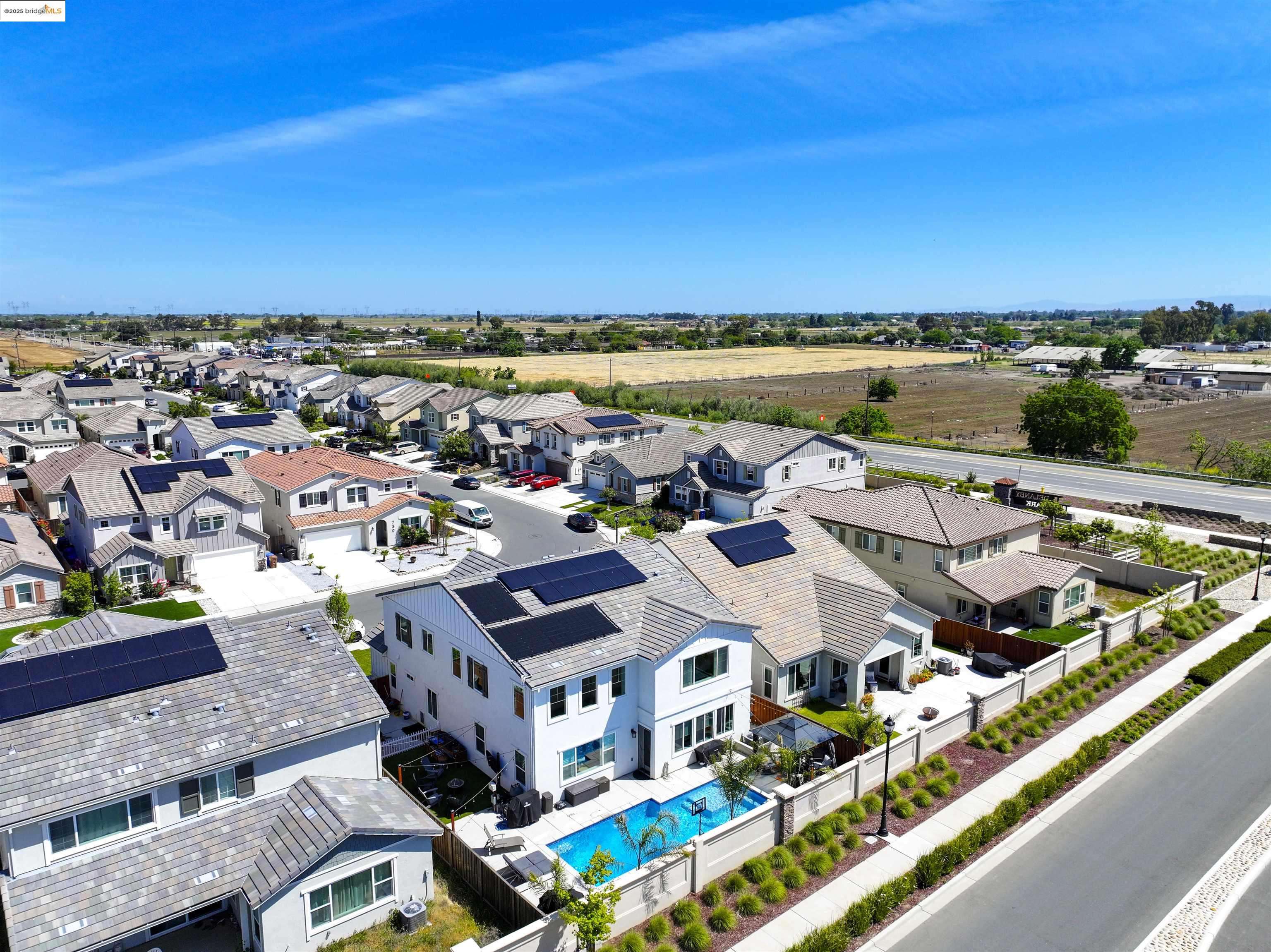 Oakley, CA 94561,733 Shullsburg WAY