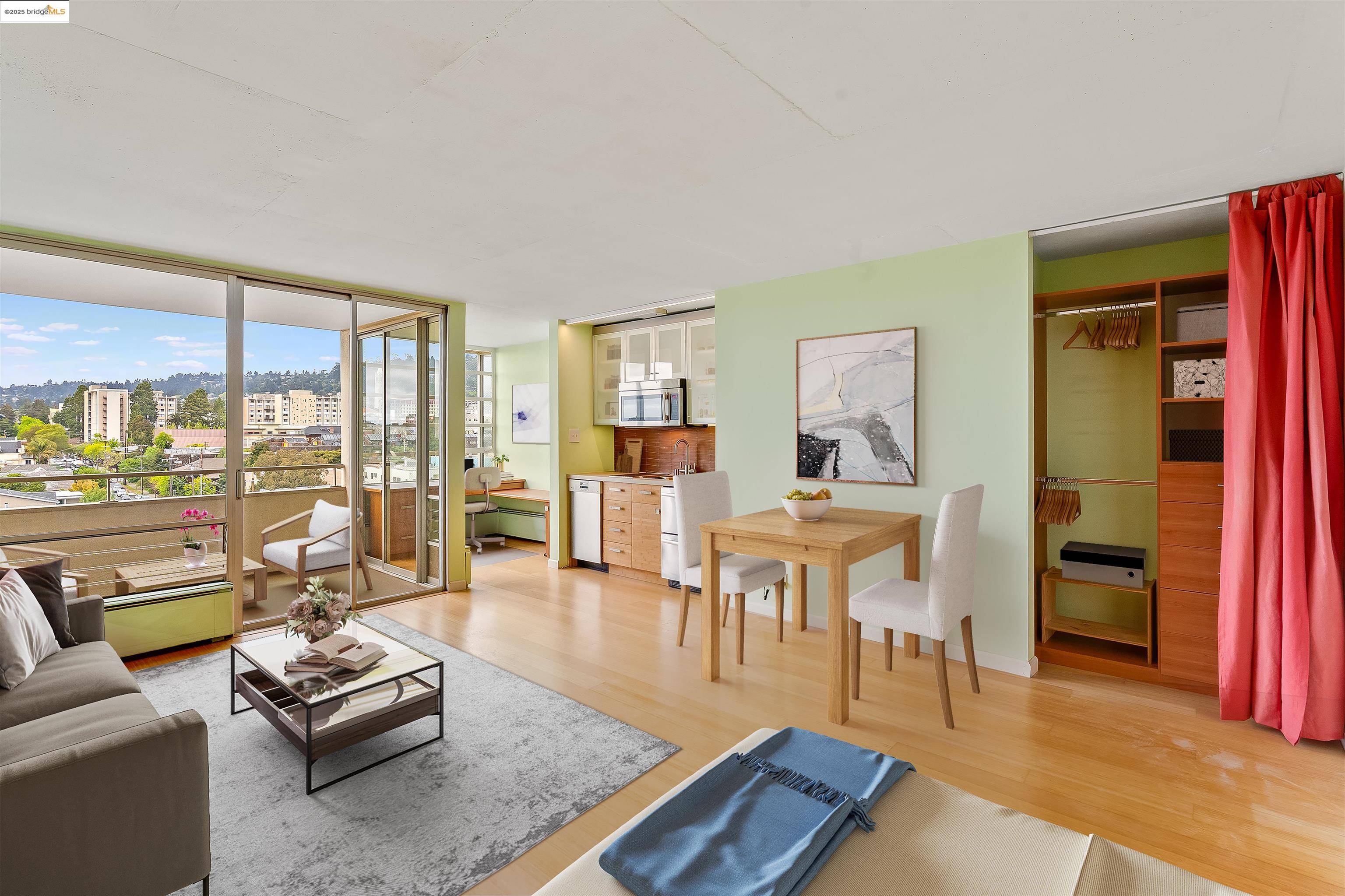 Berkeley, CA 94704,2550 Dana St 8H