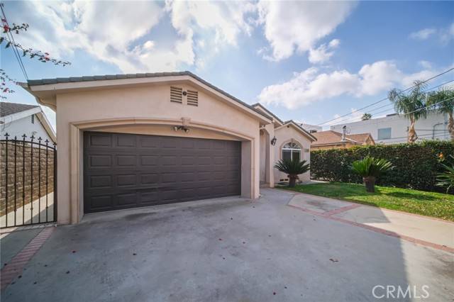 Van Nuys, CA 91401,13816 Bessemer ST