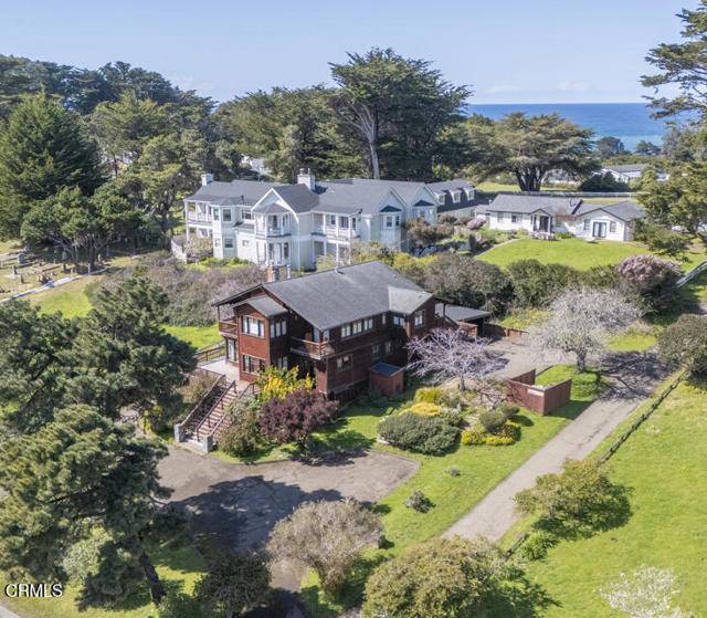 Mendocino, CA 95460,44920 Little Lake RD