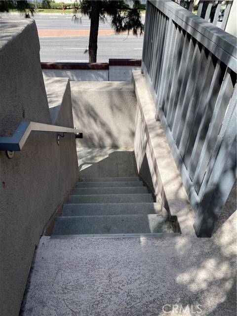 Tustin, CA 92782,2800 Keller DR 34