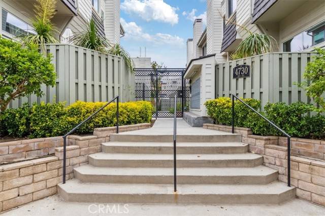 Valley Village, CA 91607,4730 Ben AVE 3