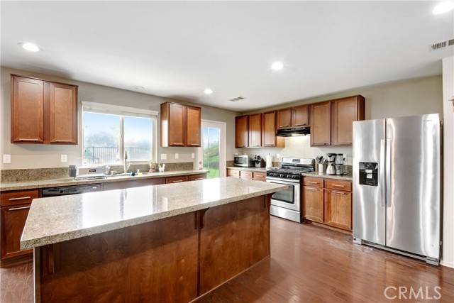 Beaumont, CA 92223,37390 Mulligan DR