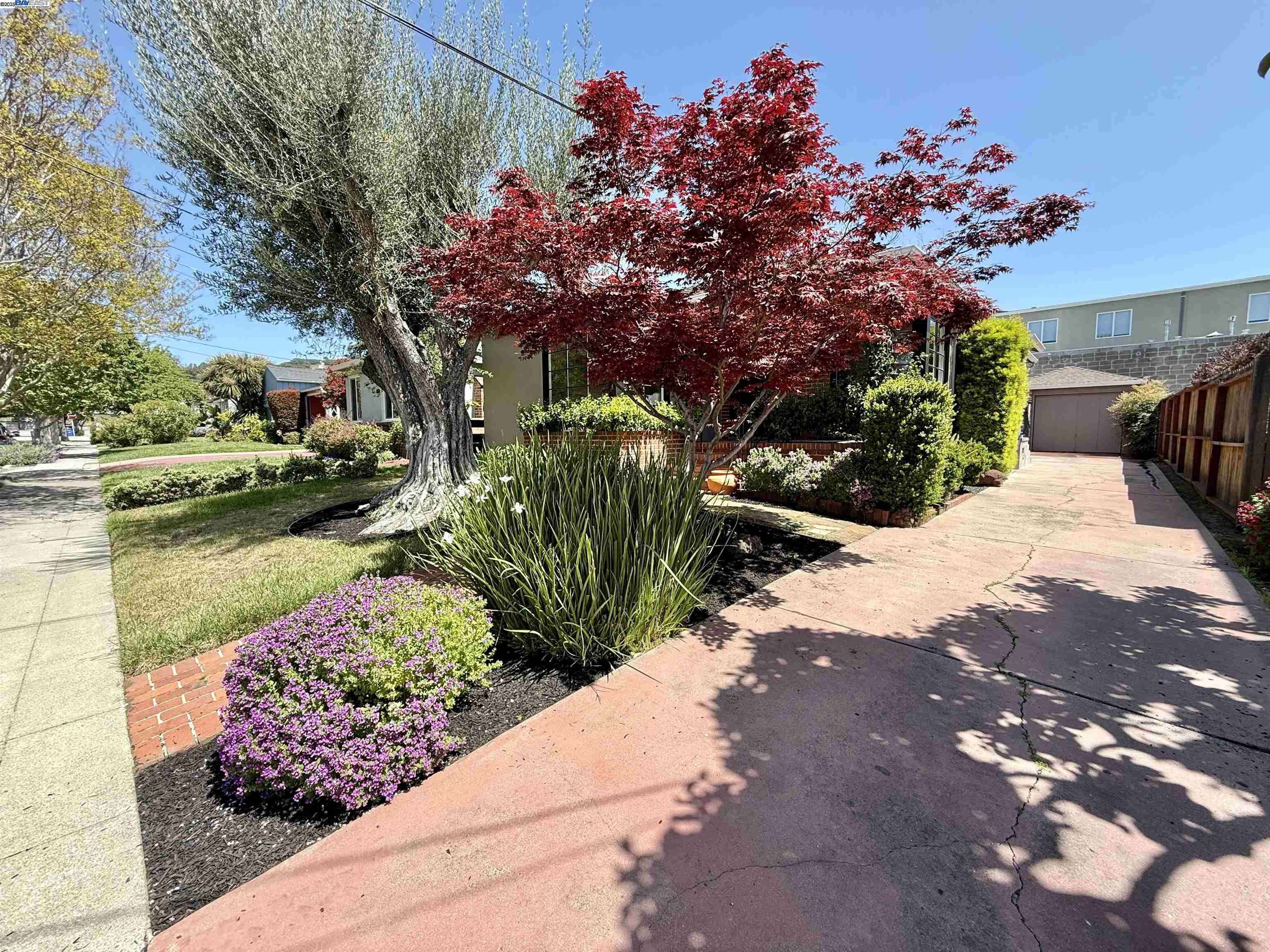 San Leandro, CA 94577,554 Fortuna Ave