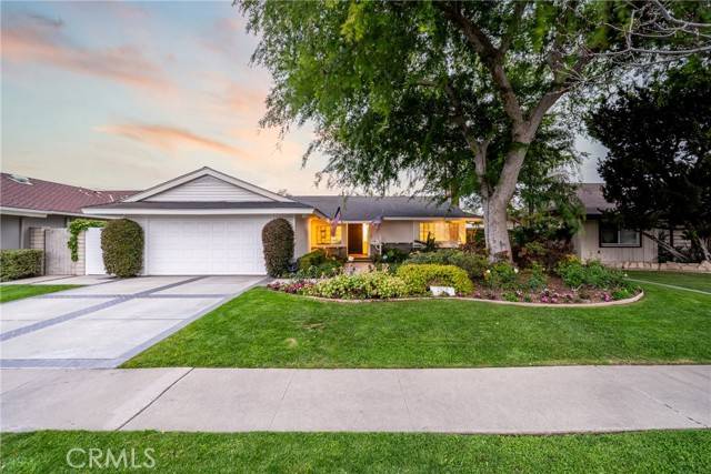 Costa Mesa, CA 92626,2818 Francis LN