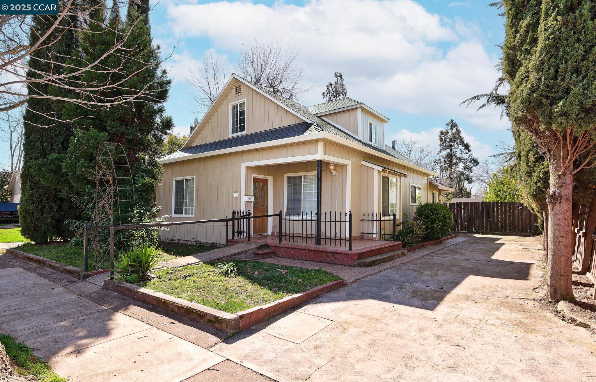 Roseville, CA 95678,104 Irene Ave