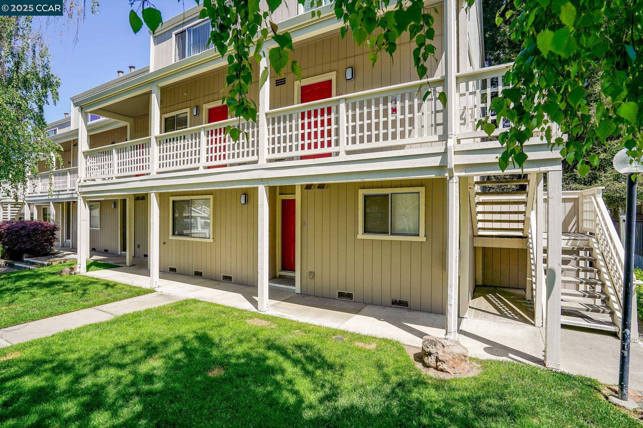 Walnut Creek, CA 94597,2701 Oak Rd F