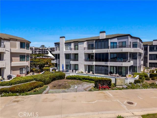 Newport Beach, CA 92663,230 Lille LN 214