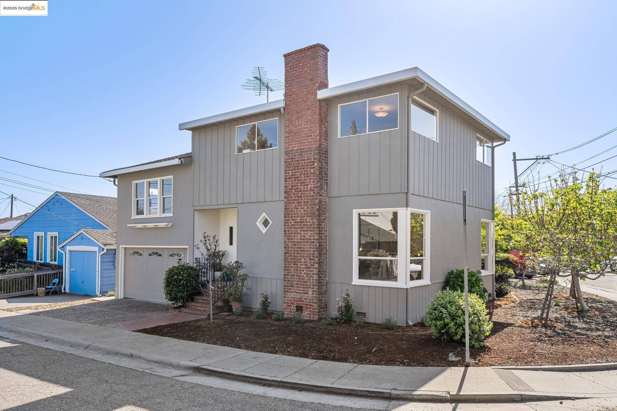 Berkeley, CA 94702,1528 Keoncrest Dr
