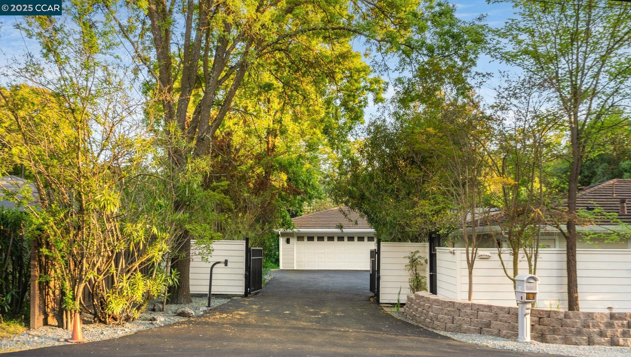 Danville, CA 94506,2002 Diablo Rd