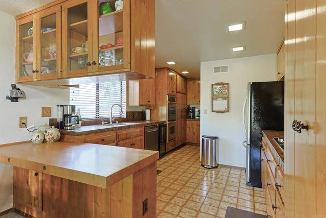Pine Valley, CA 91962,8551 Foothill BLD