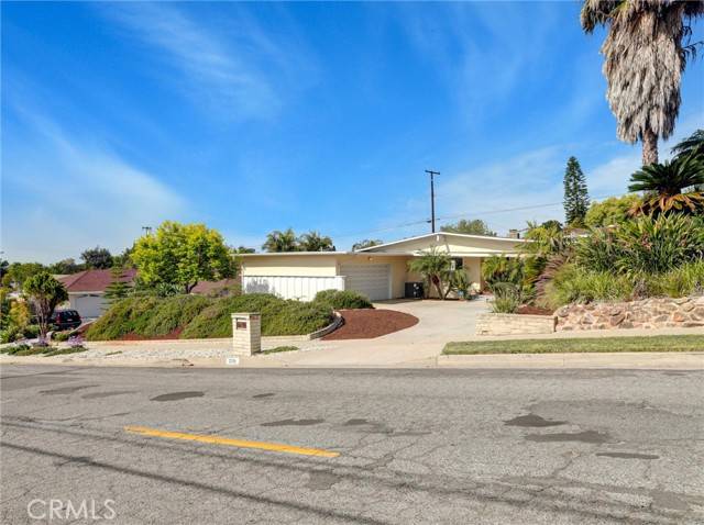 Fullerton, CA 92831,1219 N Raymond AVE