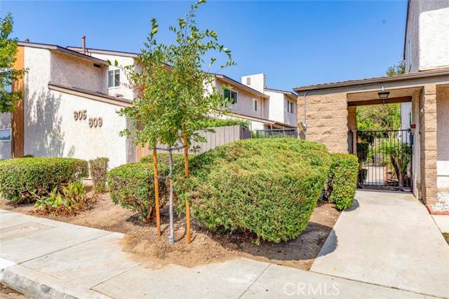 Glendale, CA 91205,809 E Acacia AVE H