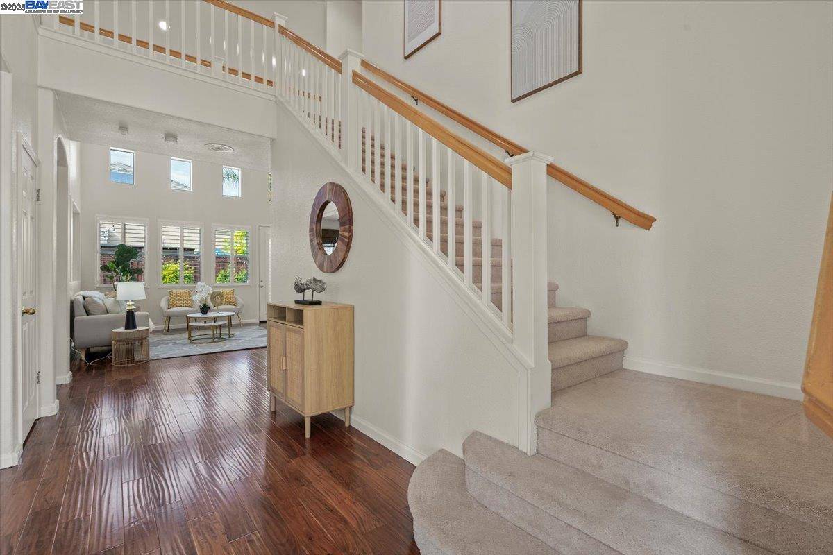 Hayward, CA 94544,324 Arrowhead WAY
