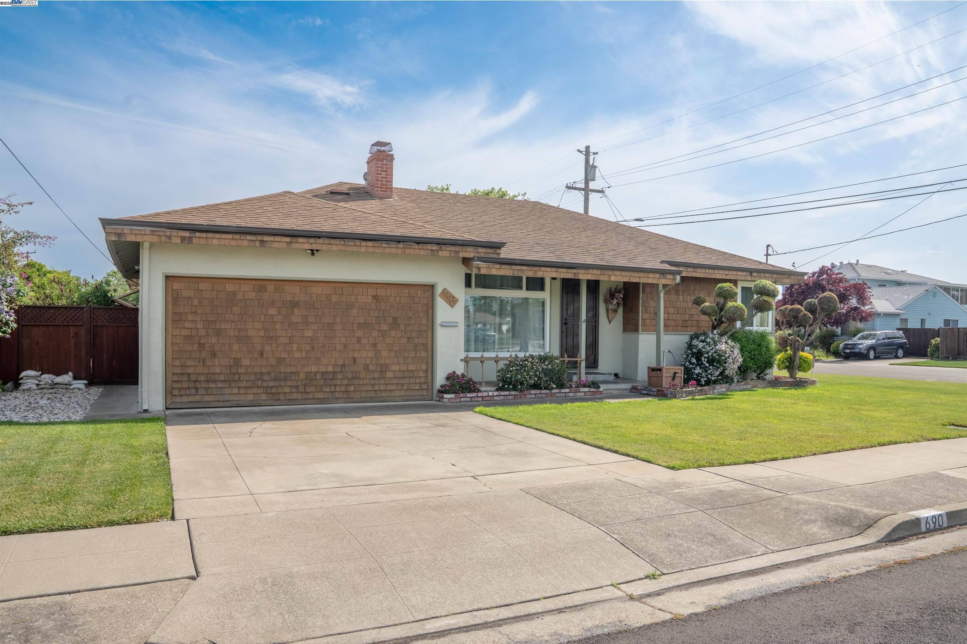 San Leandro, CA 94579,690 Crosby Pl