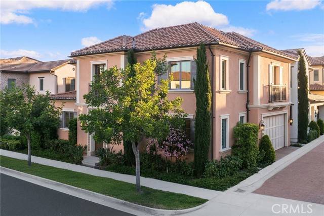 Irvine, CA 92602,141 Dolci