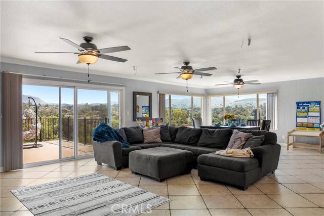 Lakeside, CA 92040,8861 1/2 Los Coches RD