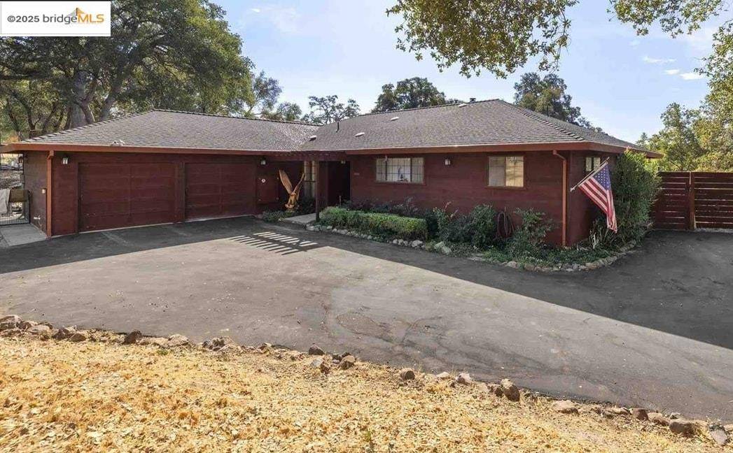 Groveland, CA 95321-9333,13420 Clements