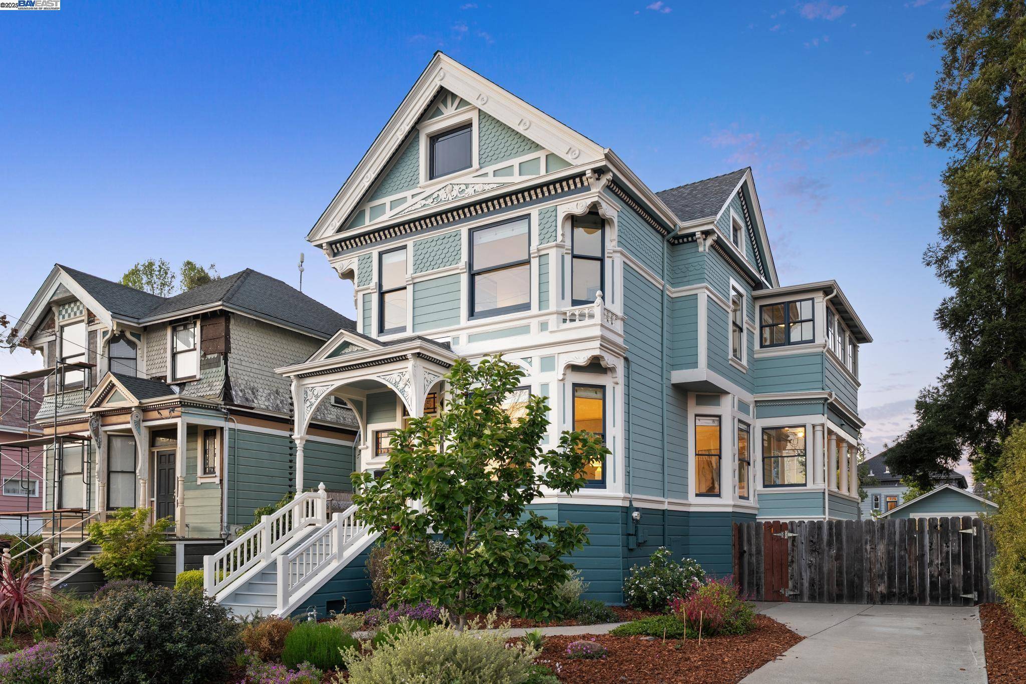 Alameda, CA 94501,2055 SAN JOSE AVE