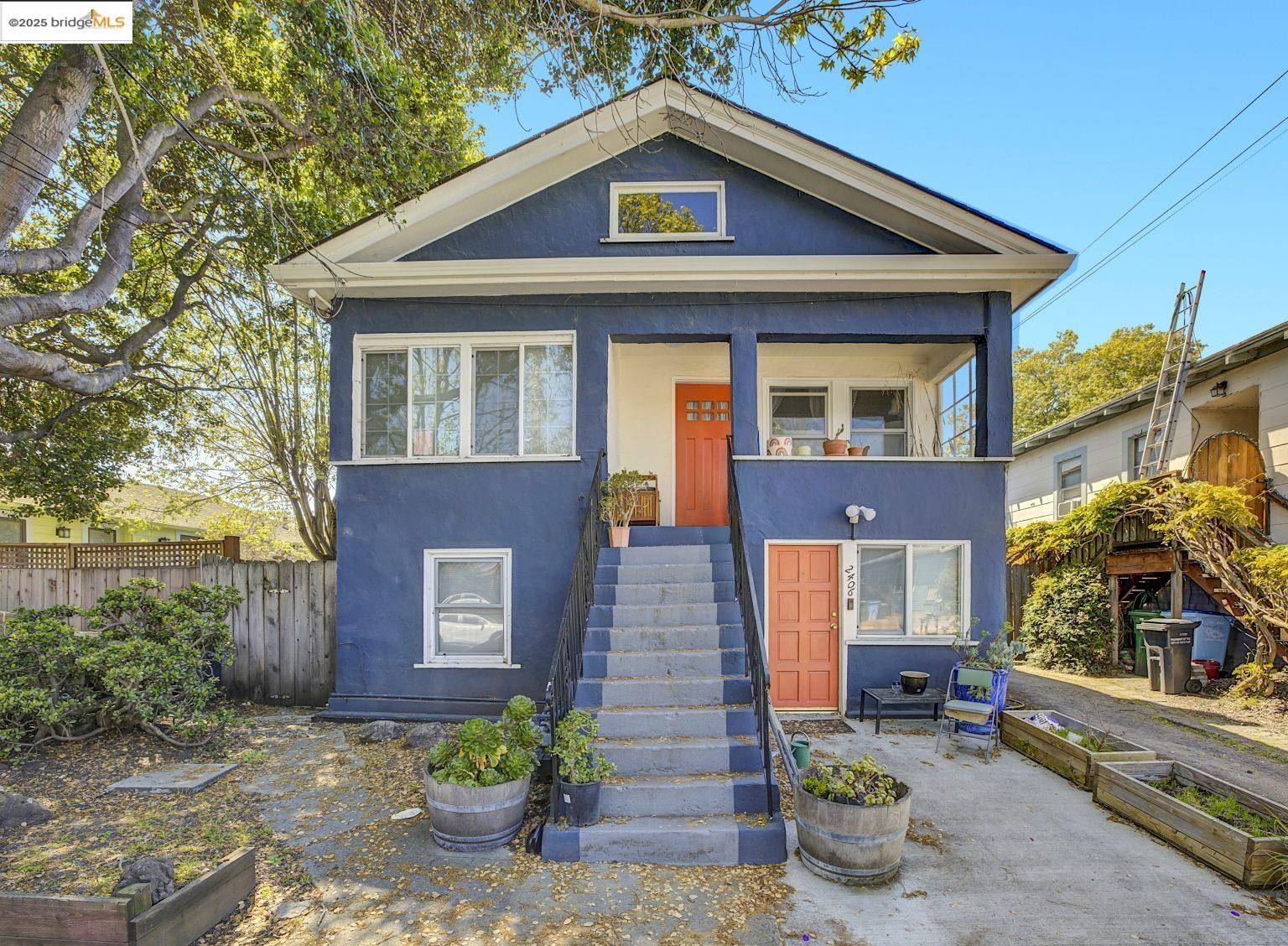 Berkeley, CA 94710,2406 10Th St