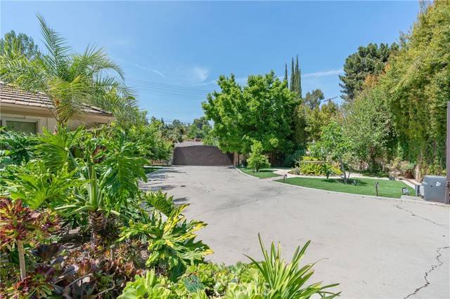 Tarzana, CA 91356,4807 Vanalden AVE