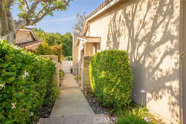Glendora, CA 91740,919 Shady LN