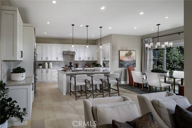Irvine, CA 92618,105 Eversedge