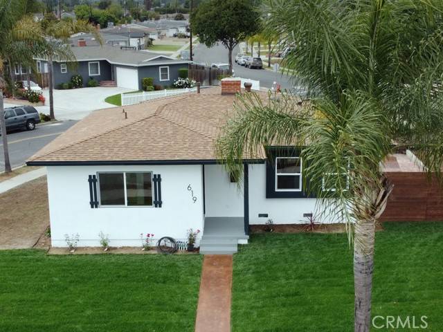Placentia, CA 92870,619 W Chapman AVE